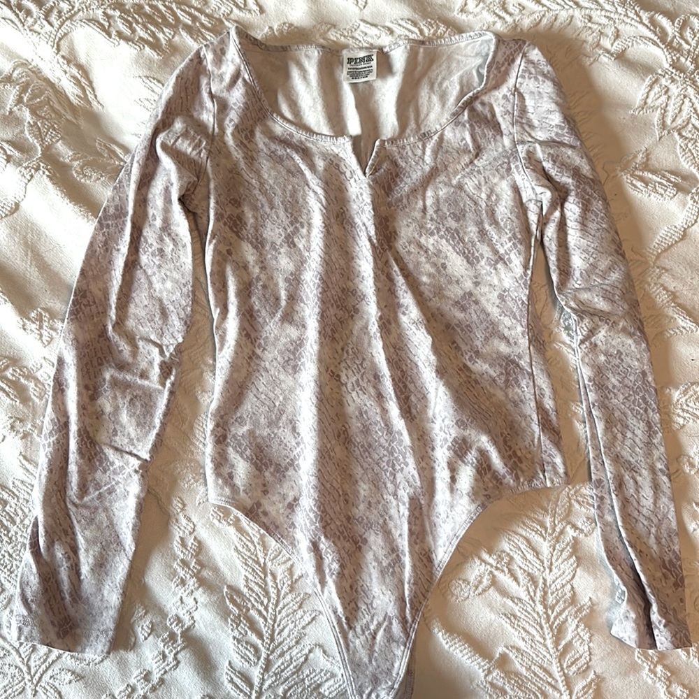PINK snakeskin pattern long sleeve bodysuit size XS!
